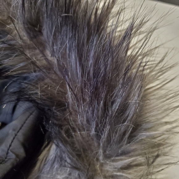 Calvin Klein Women's Down Filled Puffer - Picture 5 of 10